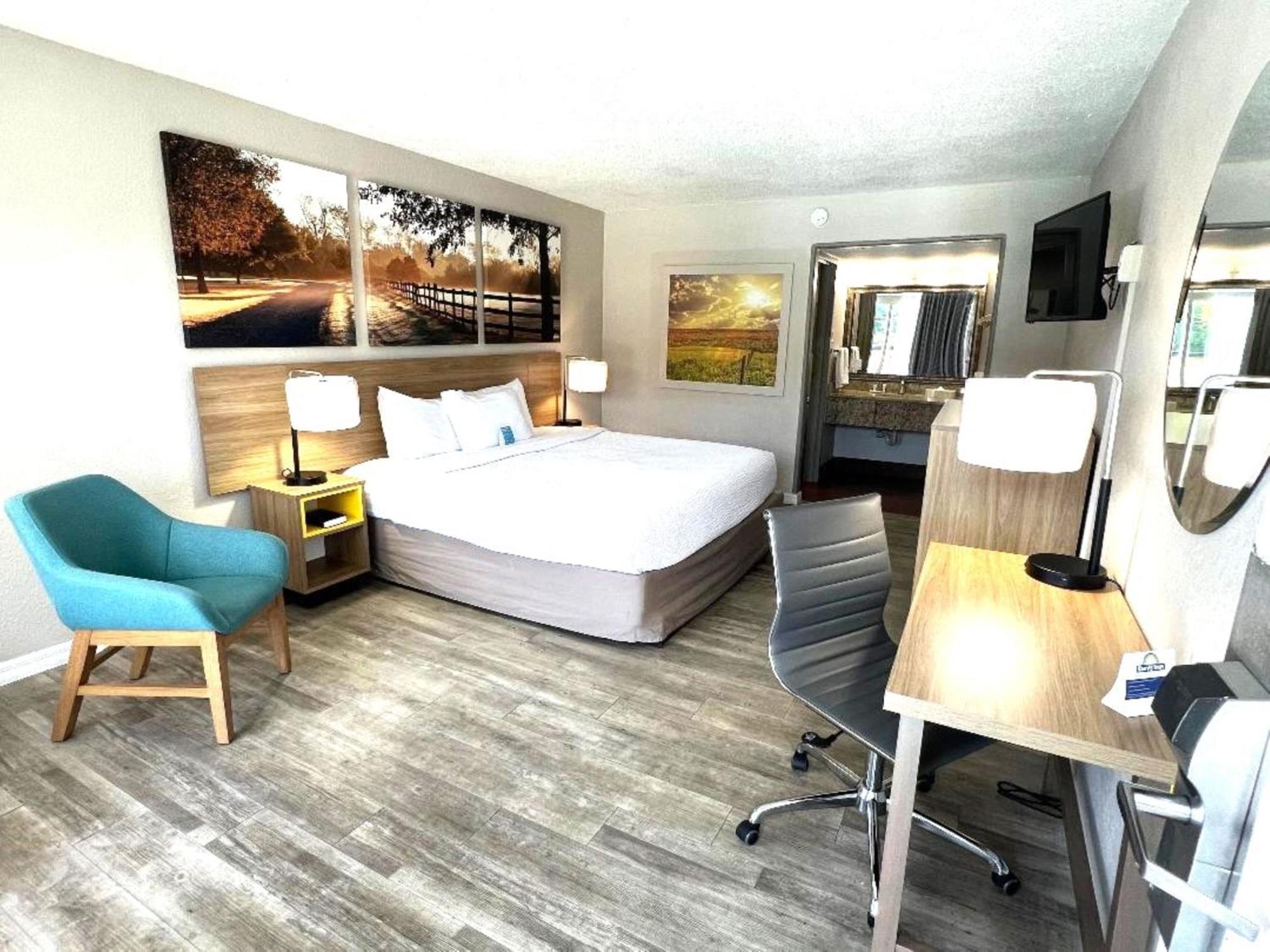 Days Inn By Wyndham Wildwood I-75 Eksteriør billede